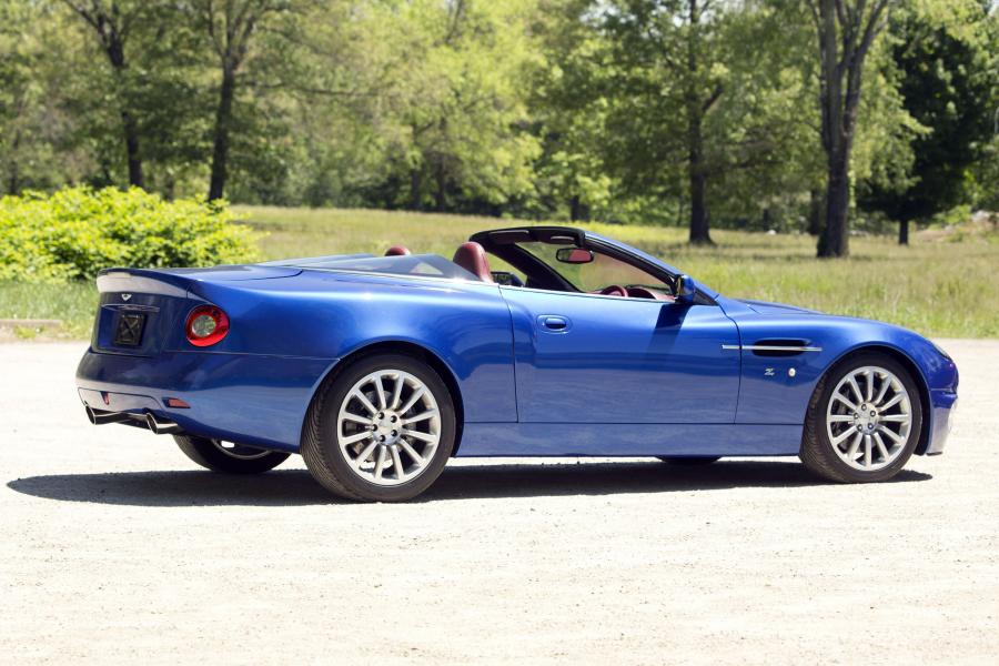  Aston Martin V12 Vanquish Roadster Zagato 2004 года  (фото 10 из 24)